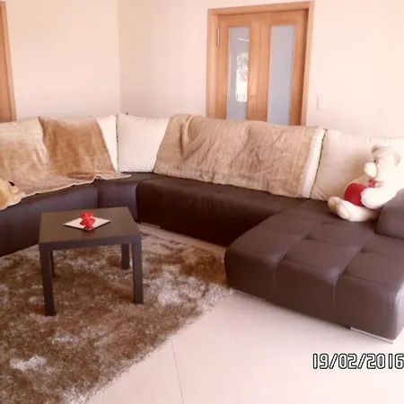 Maison Proche De La *